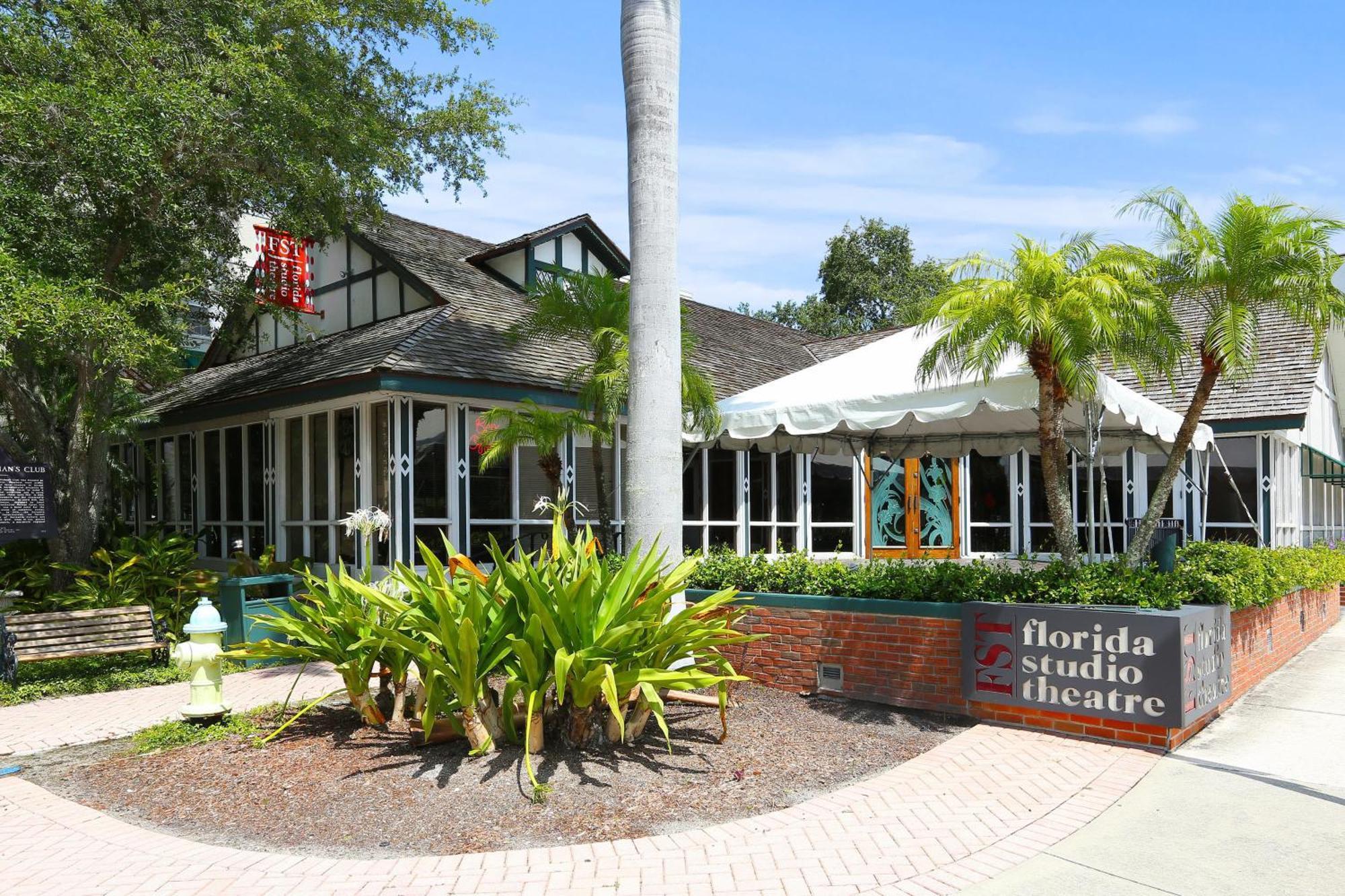 Julia Place Sarasota Esterno foto